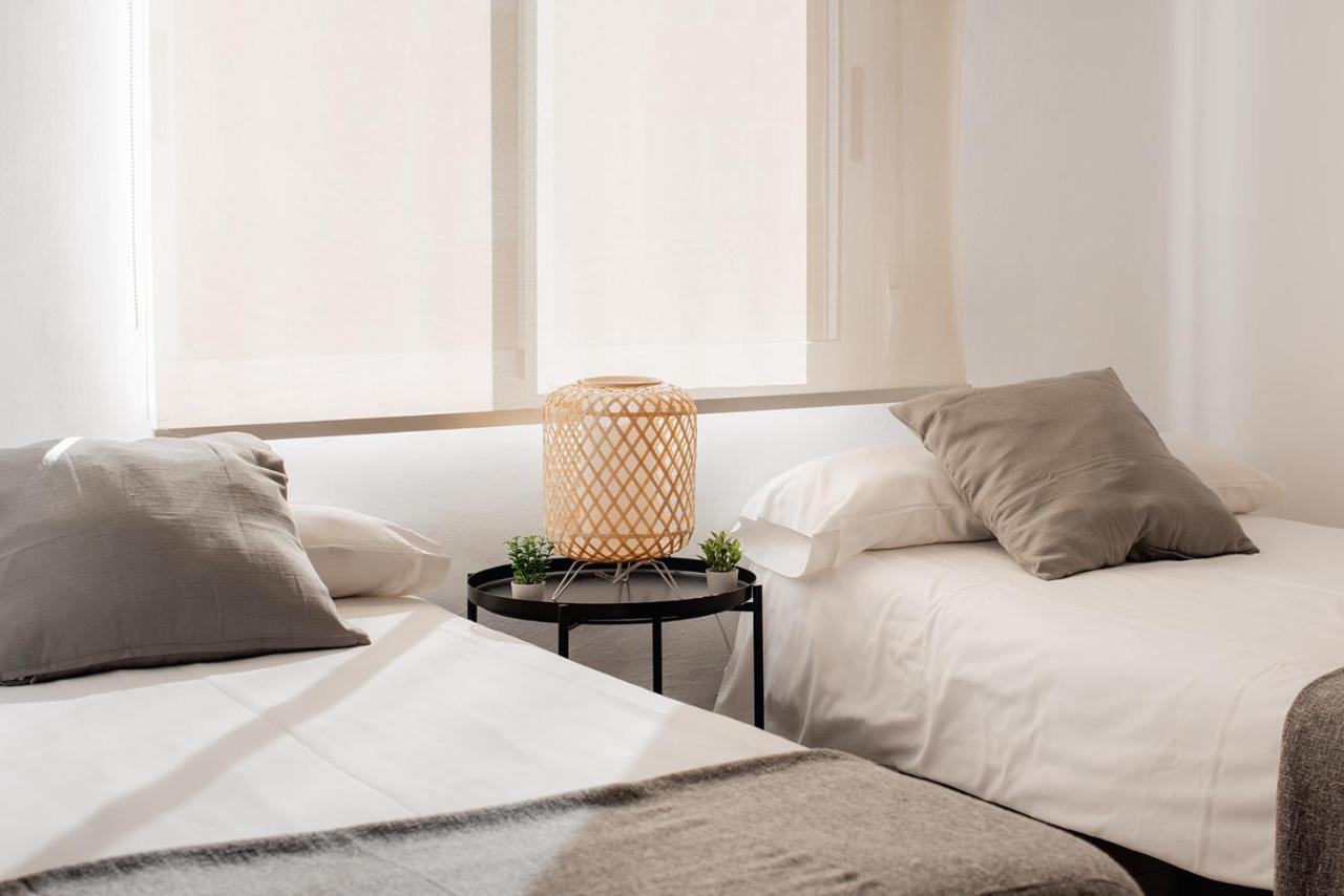 Apartamentos Fv Flats Valencia - Mestalla 7 المظهر الخارجي الصورة