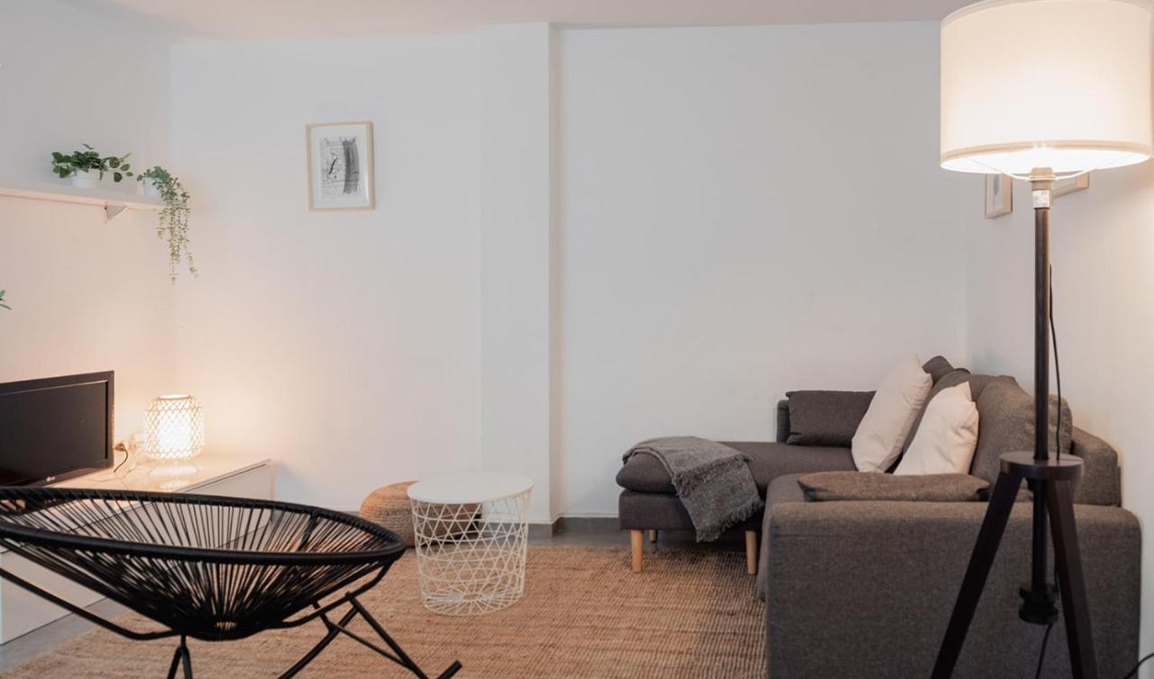 Apartamentos Fv Flats Valencia - Mestalla 7 المظهر الخارجي الصورة