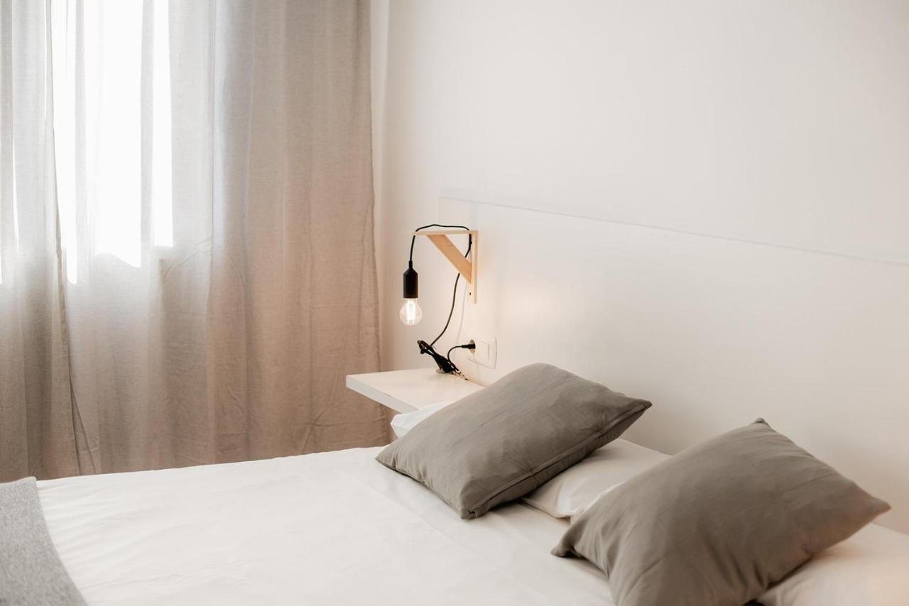 Apartamentos Fv Flats Valencia - Mestalla 7 المظهر الخارجي الصورة