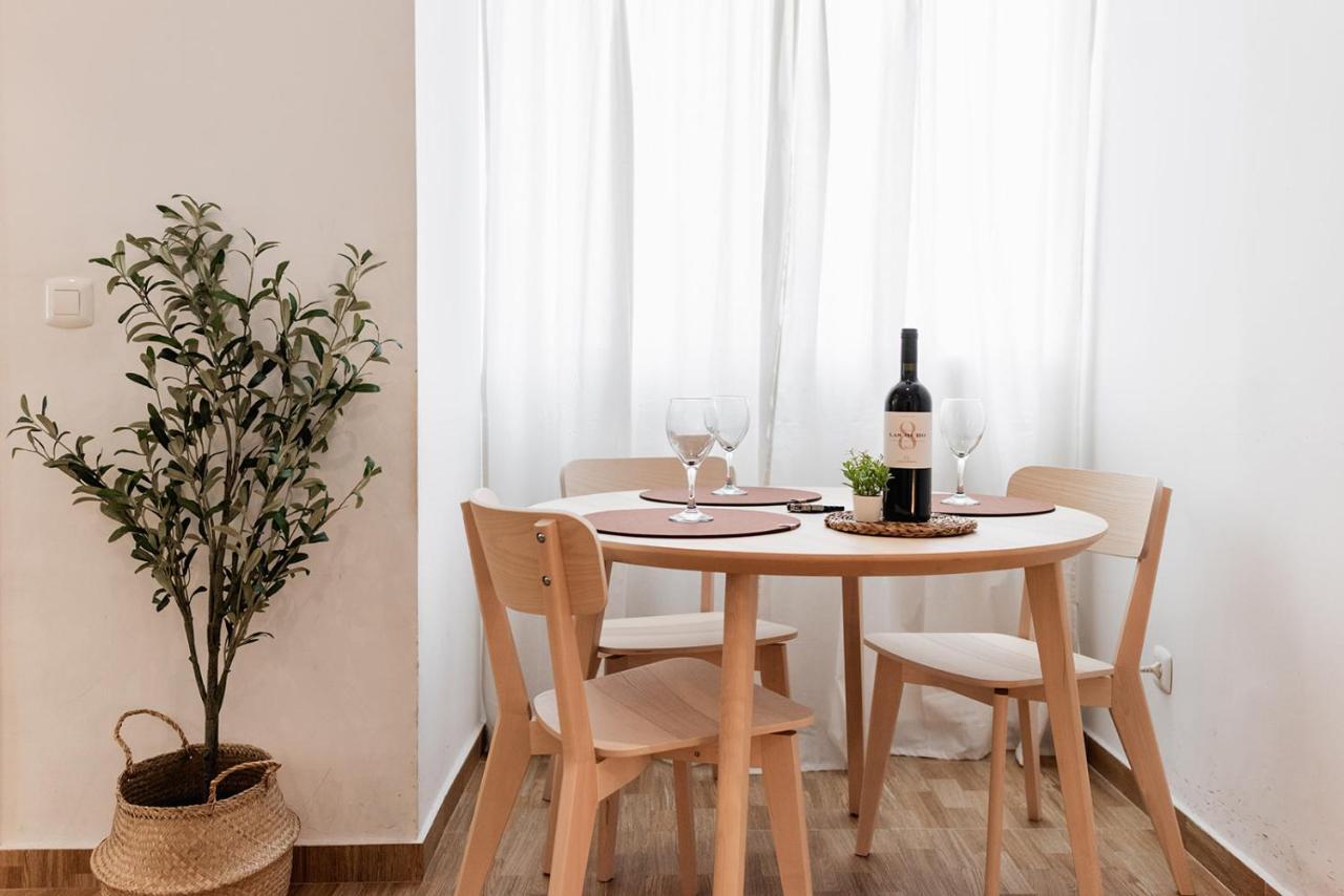 Apartamentos Fv Flats Valencia - Mestalla 7 المظهر الخارجي الصورة