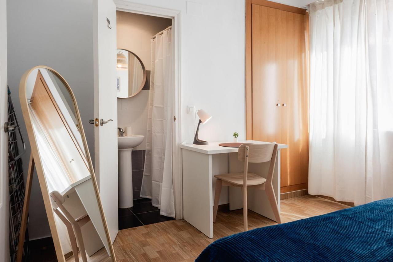 Apartamentos Fv Flats Valencia - Mestalla 7 المظهر الخارجي الصورة