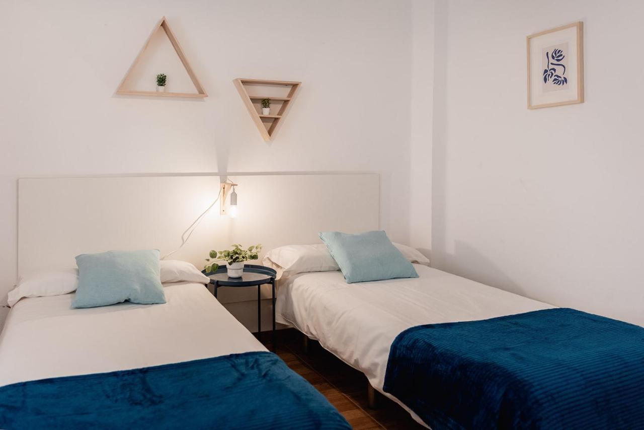 Apartamentos Fv Flats Valencia - Mestalla 7 المظهر الخارجي الصورة