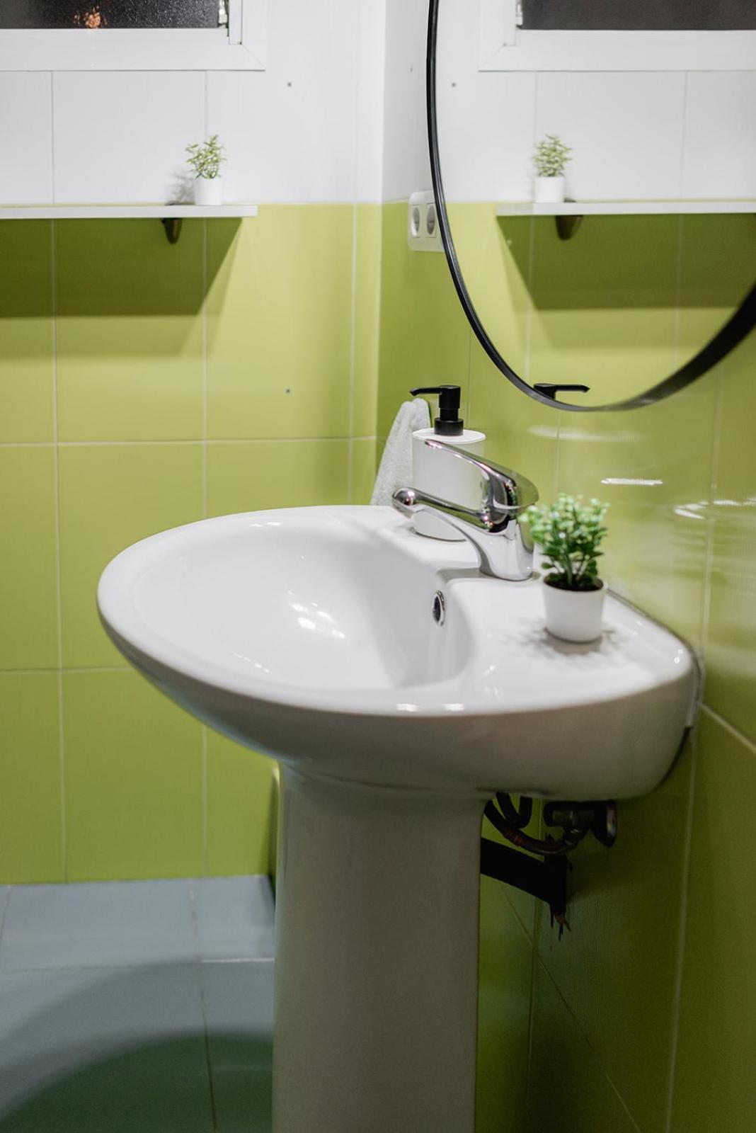 Apartamentos Fv Flats Valencia - Mestalla 7 الغرفة الصورة